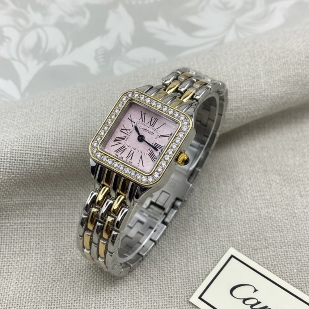 Cartier Stilində Zərif Qadın Saatı – Çəhrayı Siferblat, Zirkonlu Korpus