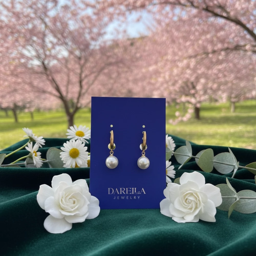 İnci Detallı Qızılı Sırğalar